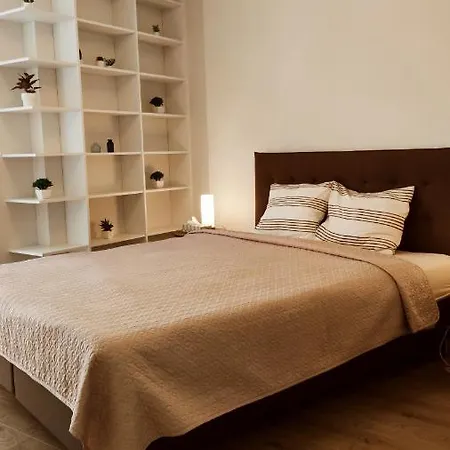 Happy Egle, Self Check-in-24-7, A-c, Parking-in-the-underground-garage *