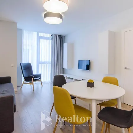 Happy Egle, Self Check-in-24-7, A-c, Parking-in-the-underground-garage Wilno