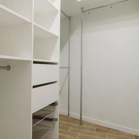 Happy Egle, Self Check-in-24-7, A-c, Parking-in-the-underground-garage *