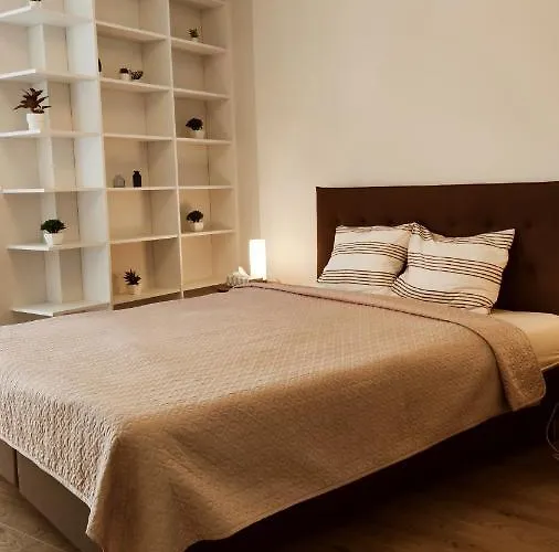 Happy Egle, Self Check-in-24-7, A-c, Parking-in-the-underground-garage *