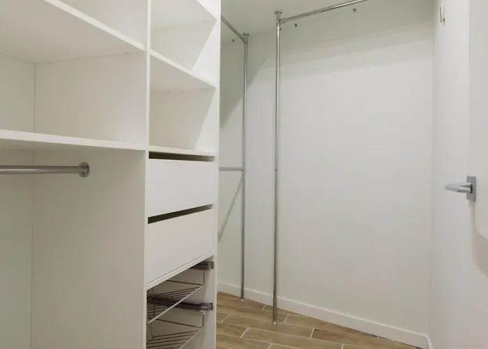 Happy Egle, Self Check-in-24-7, A-c, Parking-in-the-underground-garage *